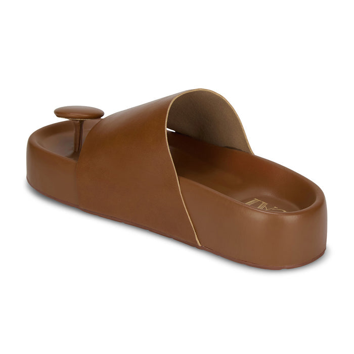 Bobble Head Tan Thong Platform