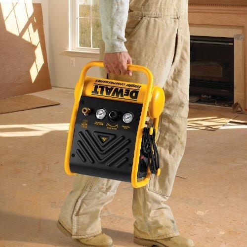 DEWALT Air Compressor, 135-PSI Max, 1 Gallon (D55140)