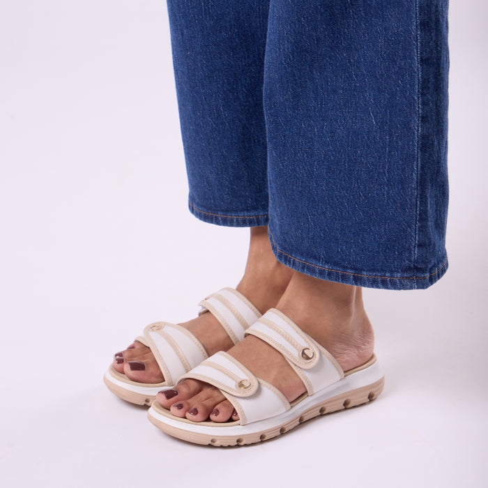 EaseGlide Beige Slides