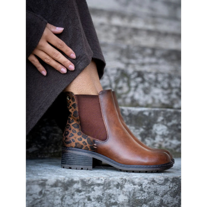 Lunar Simone Tan Ankle Boot GLZ003 TN