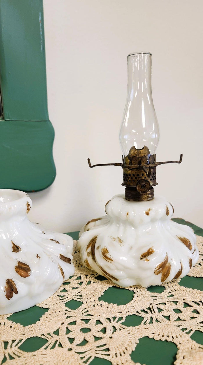 Rare Original L.G. Wright Plume Nutmeg Puffy Mini Glass Oil Lamp