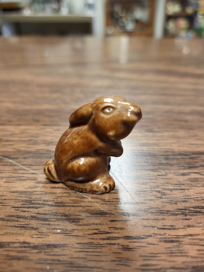 Wade Whimsie Brown Bunny Rabbit, Wade England Porcelain Figurine