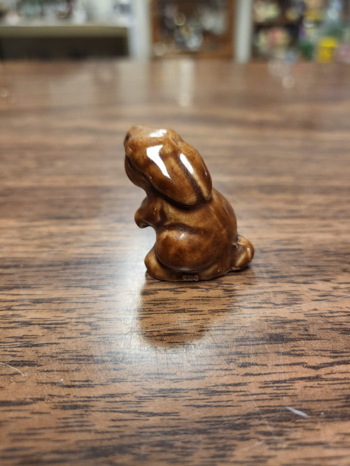 Wade Whimsie Brown Bunny Rabbit, Wade England Porcelain Figurine
