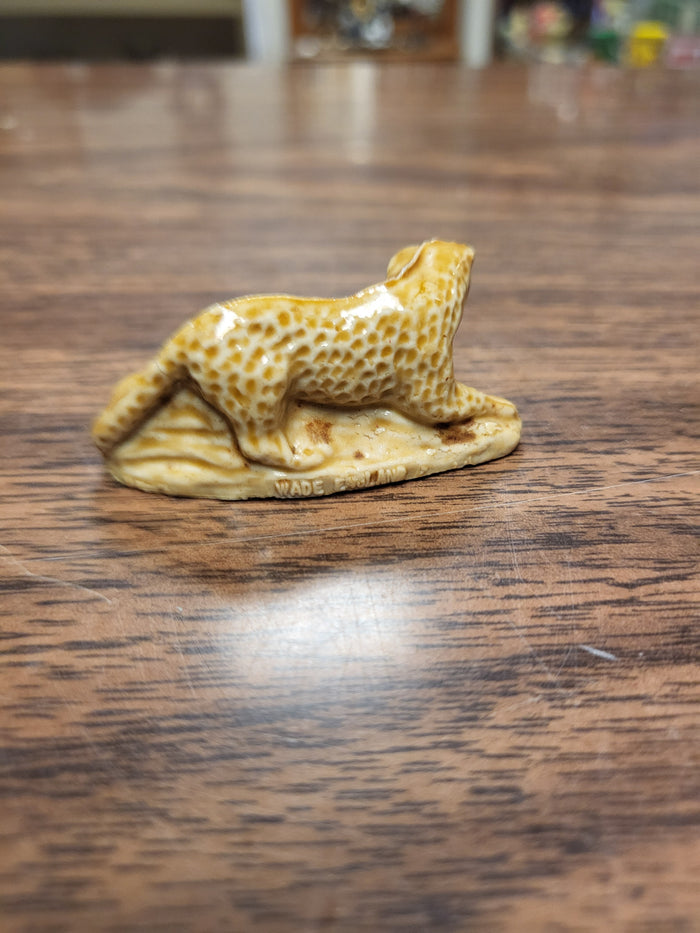 Wade Whimsie Leopard , Wade England Caramel Brown Porcelain Figurine